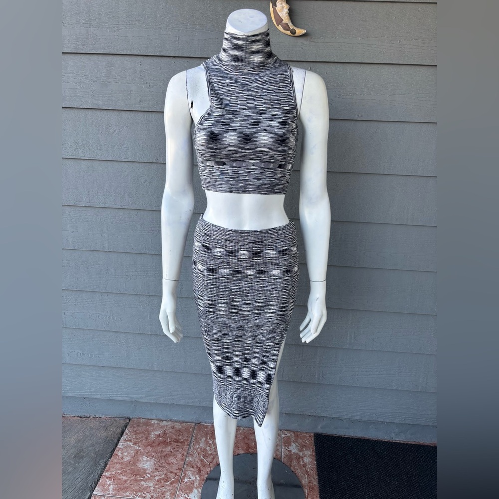 Hera Collection Black and White Patterned Skirt Set